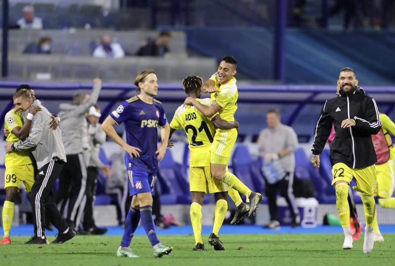 意大利队在主场大胜摩尔多瓦，成功提前晋级的简单介绍