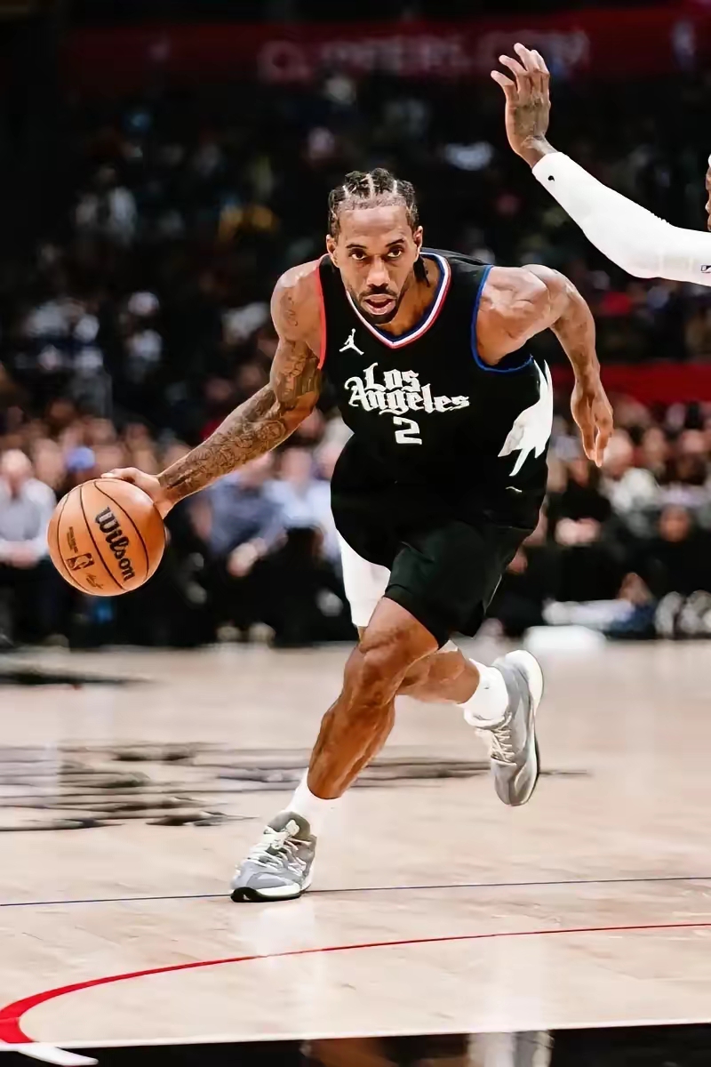 巴西男篮爆冷猛龙，伦纳德打破历史纪录