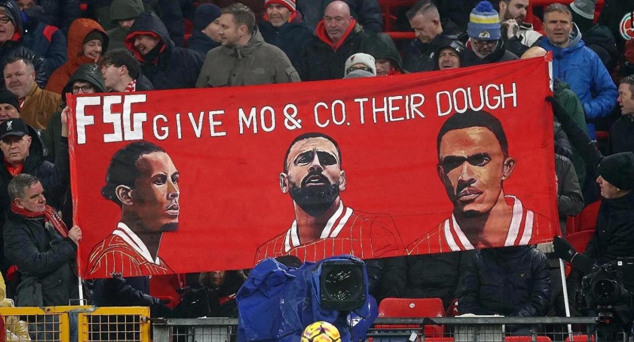 巴萨横扫利物浦，阿拉巴送出助攻