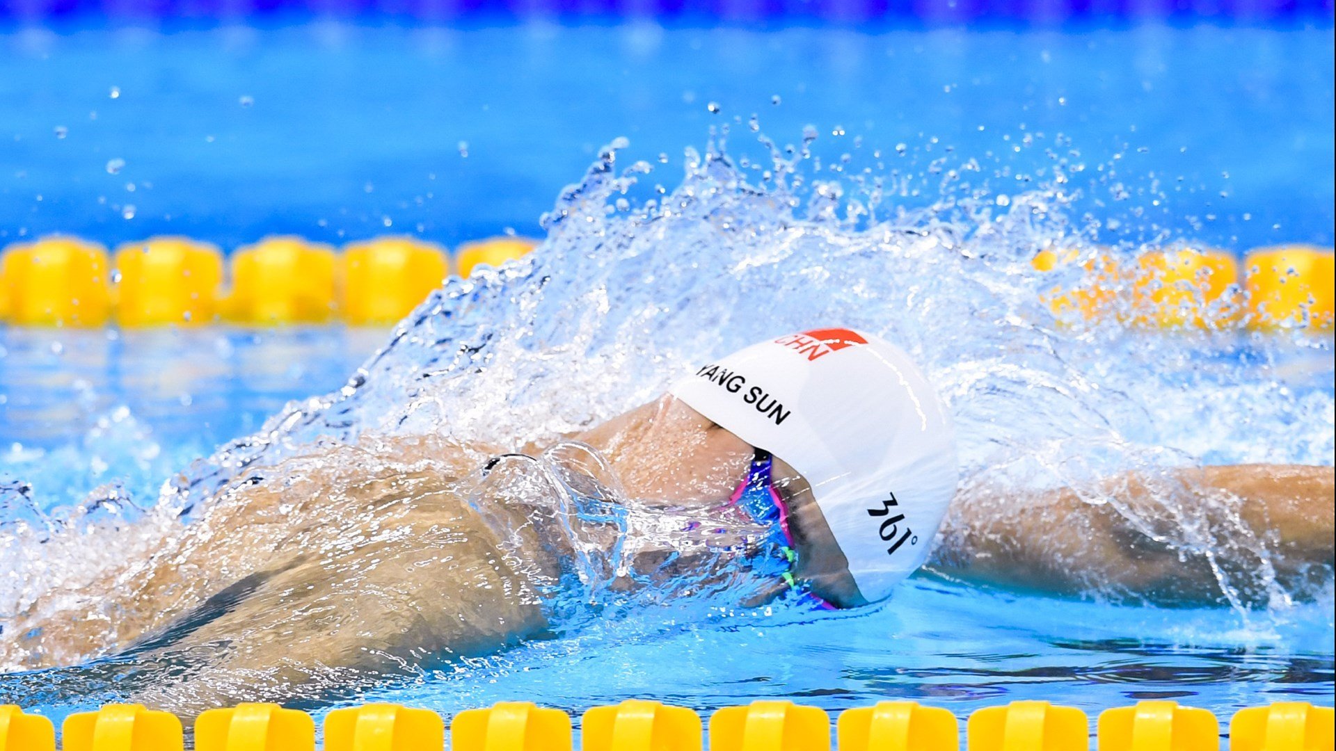 布克里程碑之夜遇冷，广东式防守哲学终结爵士连胜神话